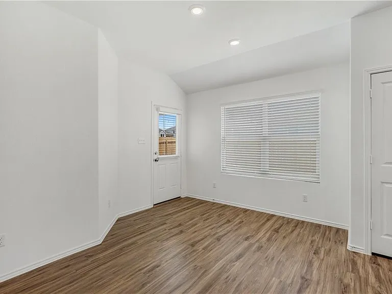 3204 Kenner Dr — Photo 8