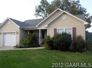 2221 Monroe St, Waynesboro, VA 22980