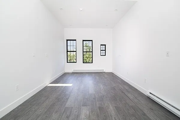 Rented by Ink Realty Services LLC | media 20