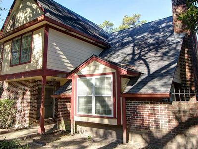 10 Kings Row, Houston, TX, 77069