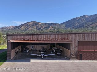 209 S Refuge Pkwy #25, Alpine, WY 83128