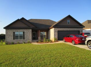 204 Cabrio Way, Headland, AL 36345