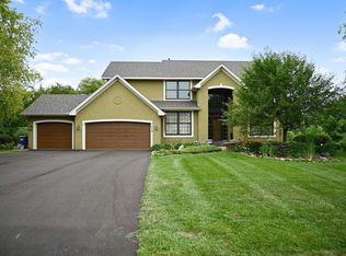 7319 Fawn Hill Rd, Chanhassen, MN 55317