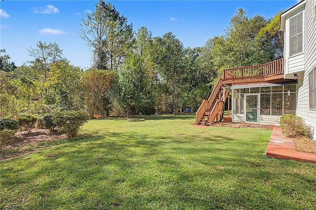 4 bed, 3.5 bath, 2707 sqft, $2,500 — Photo 4