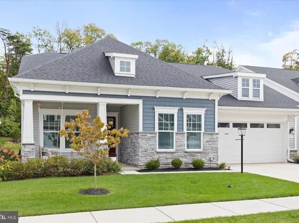 371 Quiet Creek Dr, Gettysburg, PA 17325
