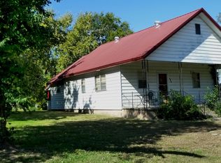 500 S Center St, Grove, OK 74344