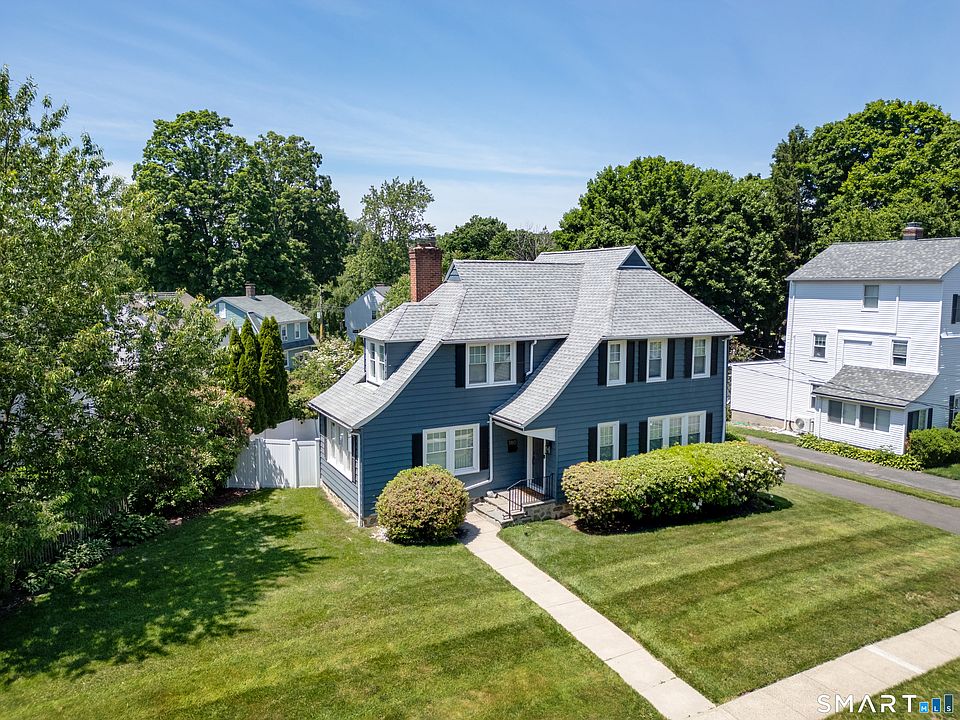 1st image of 180 Rockland Road