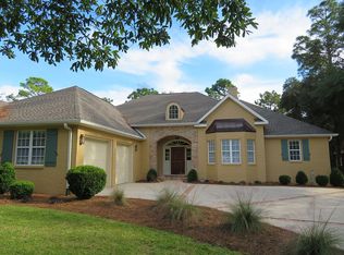 821 Coldwater Creek Cir, Niceville, FL 32578