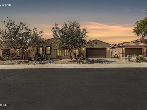 18135 W WILLOW Drive W, Goodyear, AZ 85338