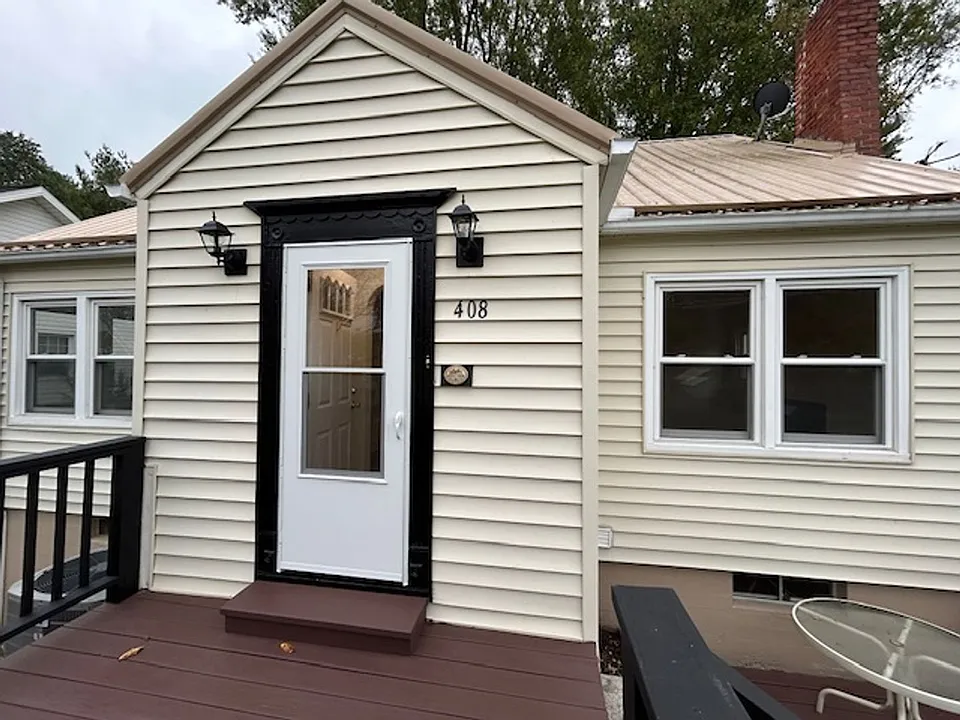 408 Orchard Dr