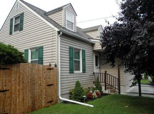 2341 Dixon Ave, Croydon, PA 19021