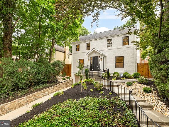 3rd image of 7928 16th St NW