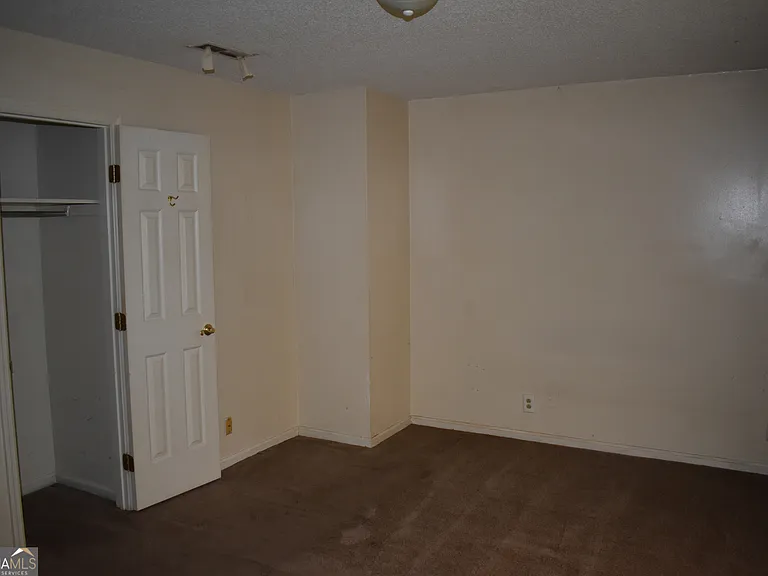 4375 Barrington Pl — Photo 26