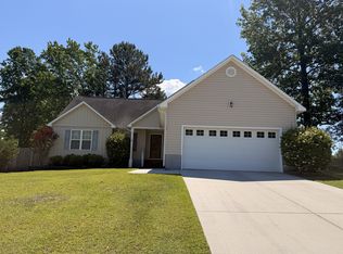 145 Broadleaf Dr, Jacksonville, NC 28546