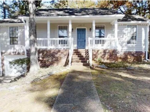 1533 Shagbark Cir, Birmingham, AL 35235