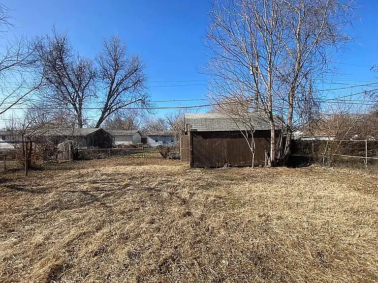 114 S 41st West Ave — Photo 8