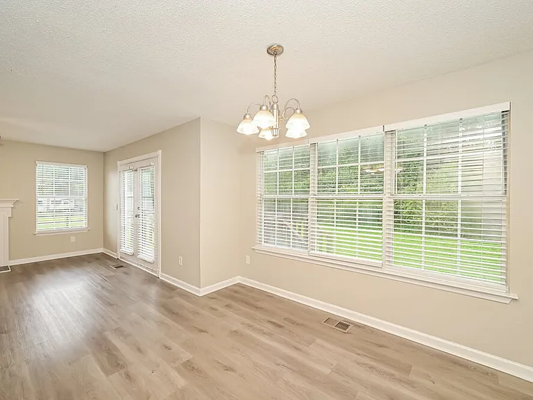 165 Bill Stewart Blvd — Photo 7