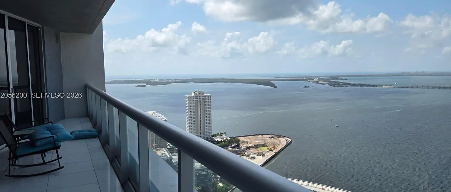 Icon Brickell No Two — Photo 3