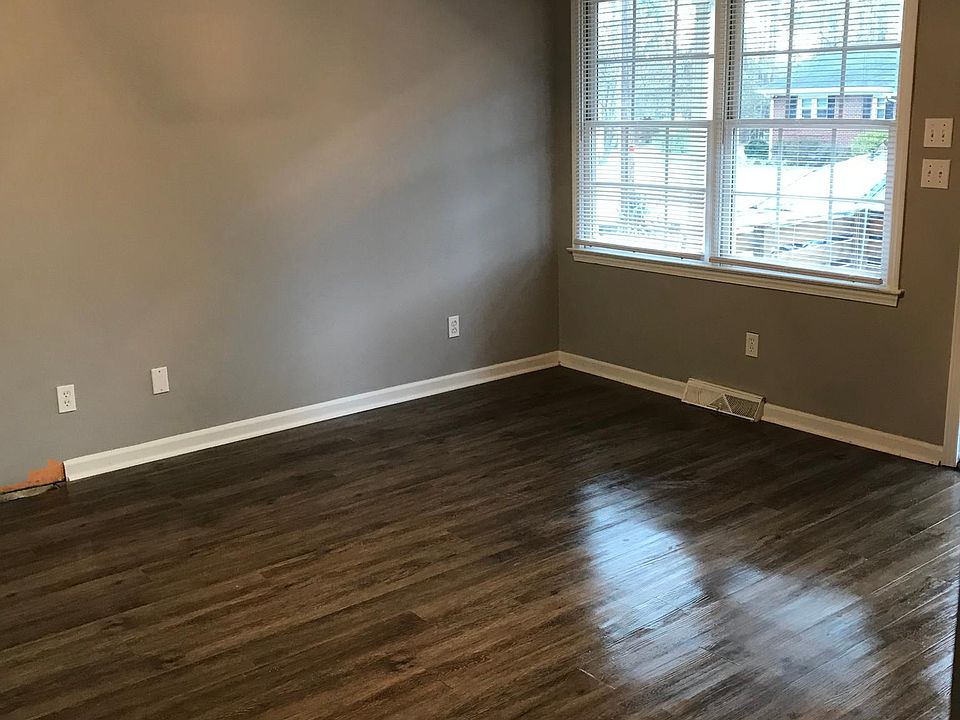 2nd image of 212 Camelia Dr #212