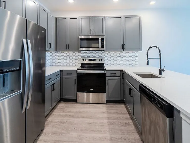 173D Morris Ave #3 — Photo 4