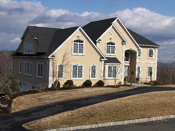 NE view - front has southern exposure