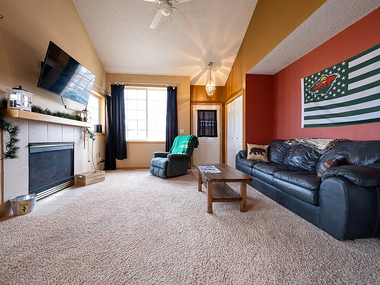 17570 Gillette Way — Photo 4