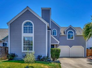 1618 Woodhue Ave, Santa Rosa, CA 95403