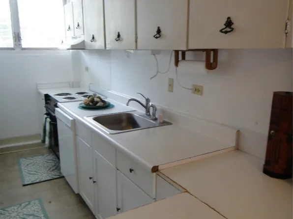 410 Magellan Ave APT 507, Honolulu, HI 96813