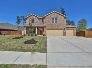 24210 N Riding Dr, Tomball, TX 77375