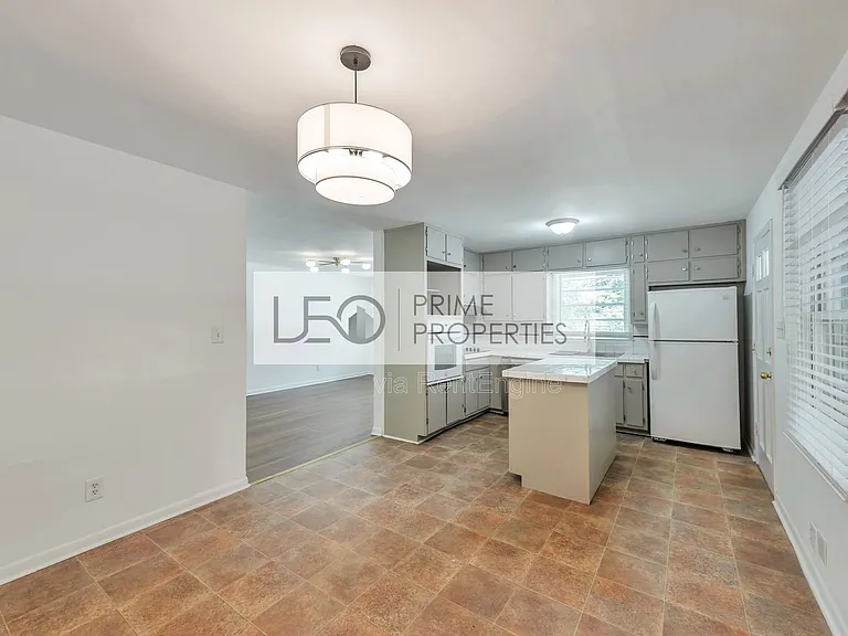 1728 Springer St NW — Photo 7