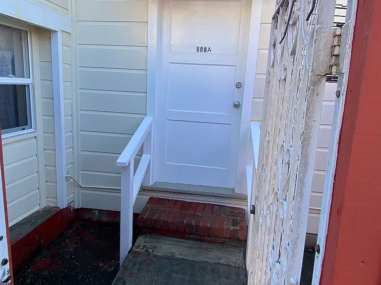 800 Naples St — Photo 13