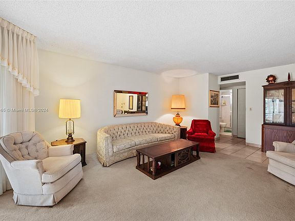 3rd image of 6655 W Broward Blvd APT 305