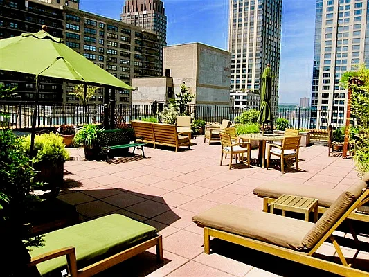 Rented by Engel & Völkers New York City | media 25