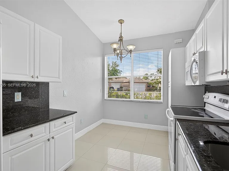 2151 Umbrella Cay — Photo 12