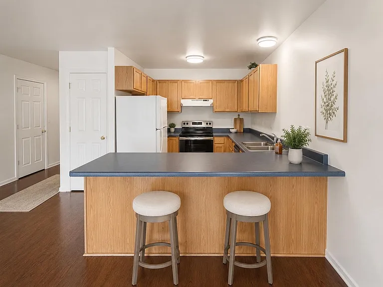 427 Michael Grove Ave #18 — Photo 11