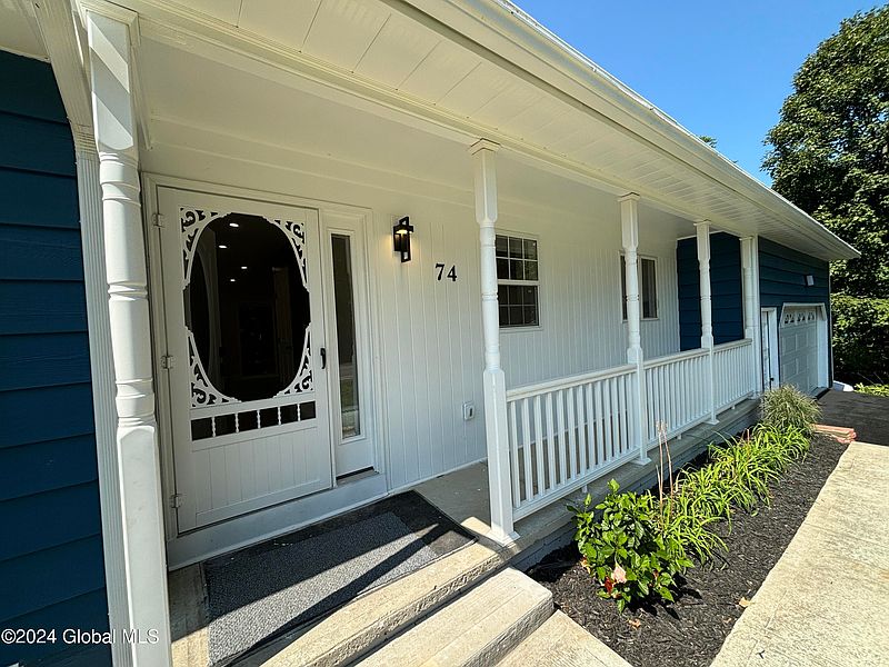 3rd image of 74 Birchwood Lane