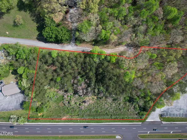 2200 N Gateway Ave, Rockwood, TN 37854