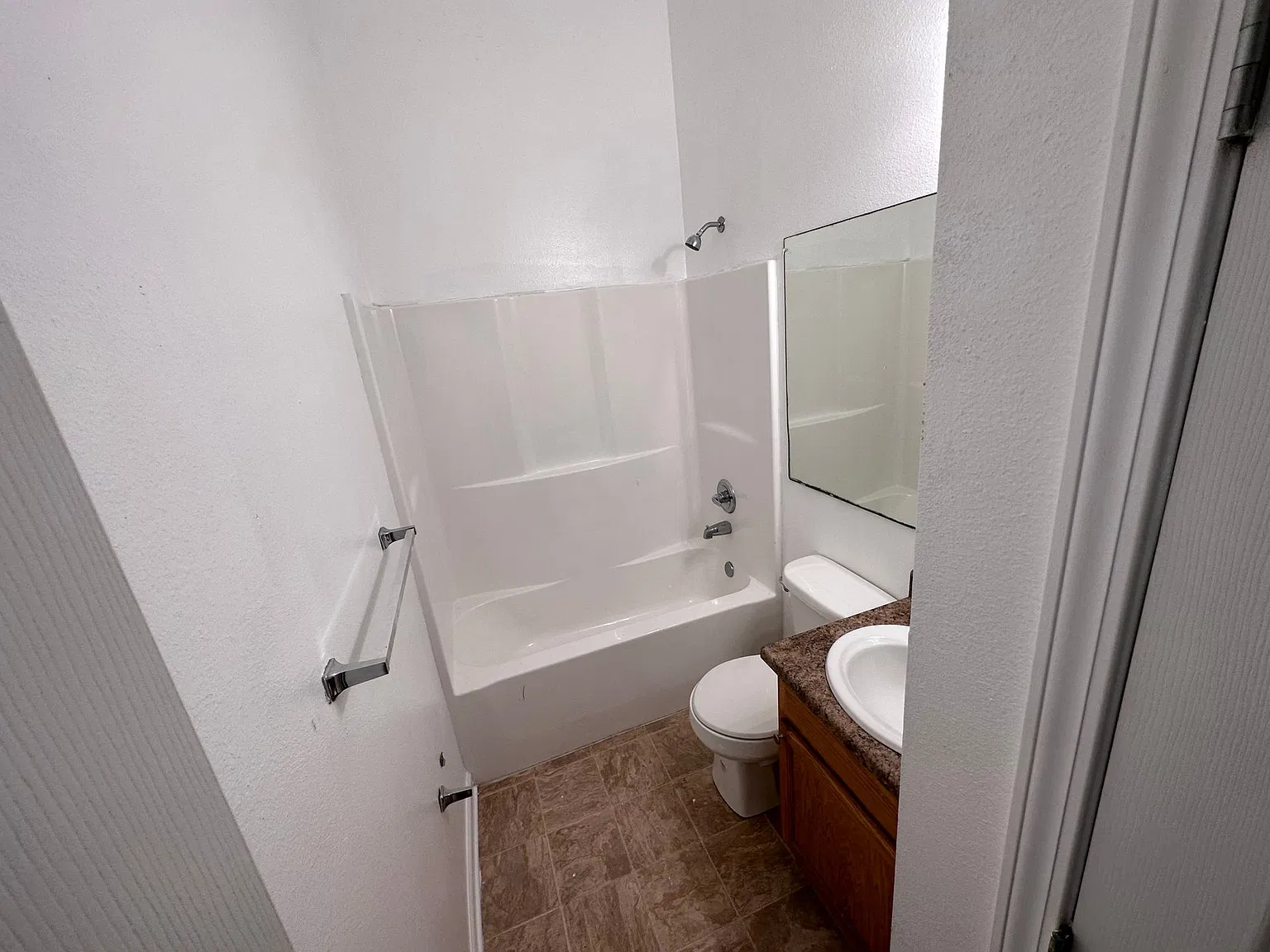 Adams Point Apartments — Photo 4