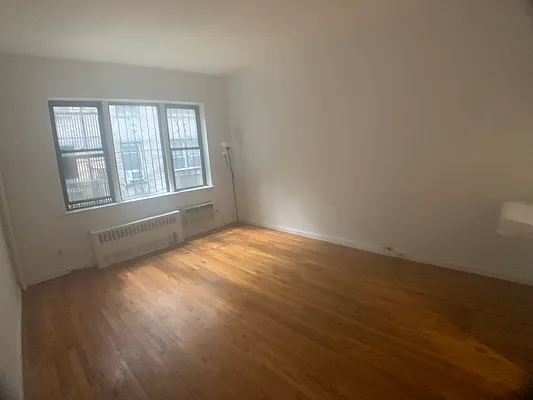 Rented by Compass | media 7