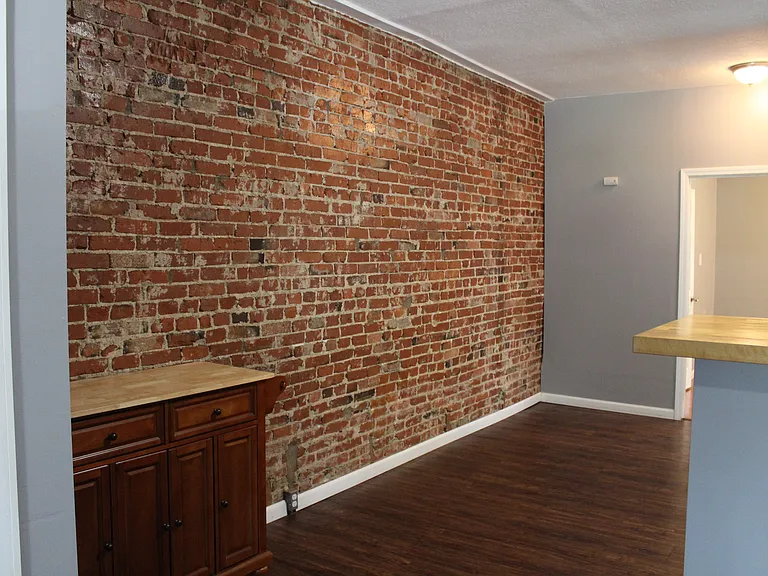 4261 Russell Blvd — Photo 6