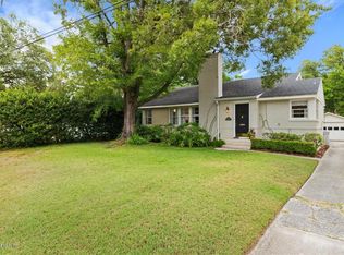 1651 Parrish Pl, Jacksonville, FL 32205