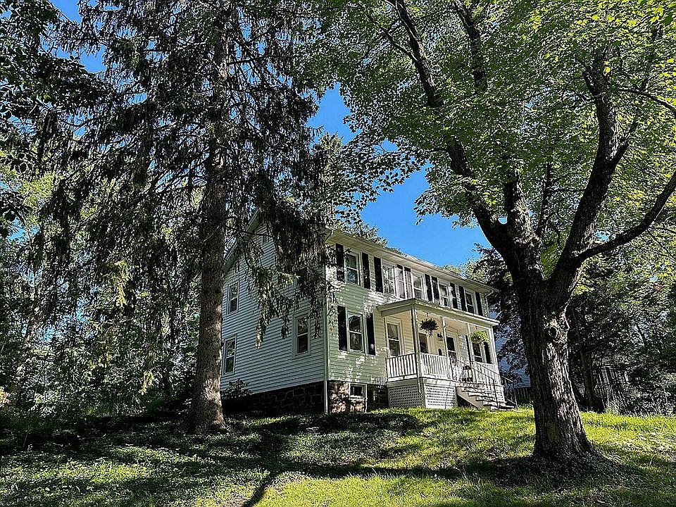 1st image of 42 Elting Ave
