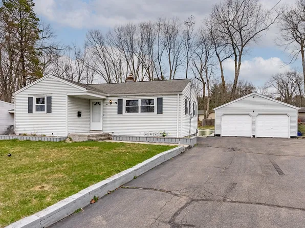 4 Robbin Road, Enfield, CT 06082