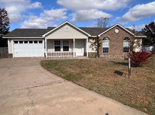 1805 Cherrybark Bnd, Greenwood, AR 72936