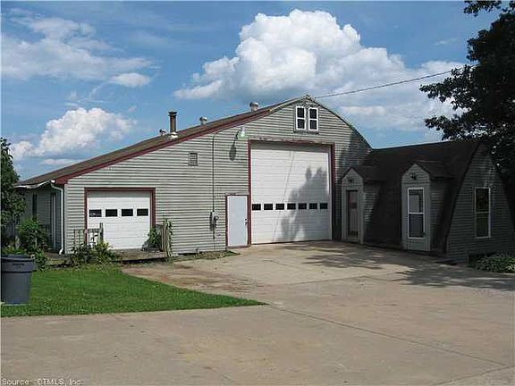 Huge 40' x 60' barn.