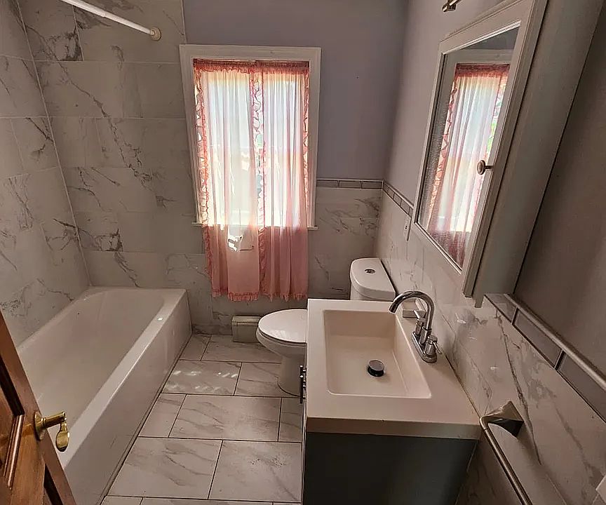 1st image of 175 Park Ave
