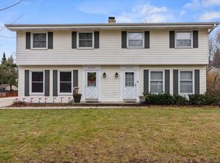 Wilshire Place, Cedarburg, WI 53012