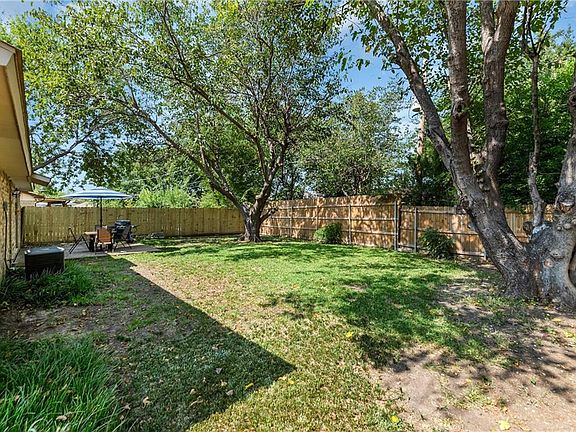 2nd image of 7149 Newcastle Pl