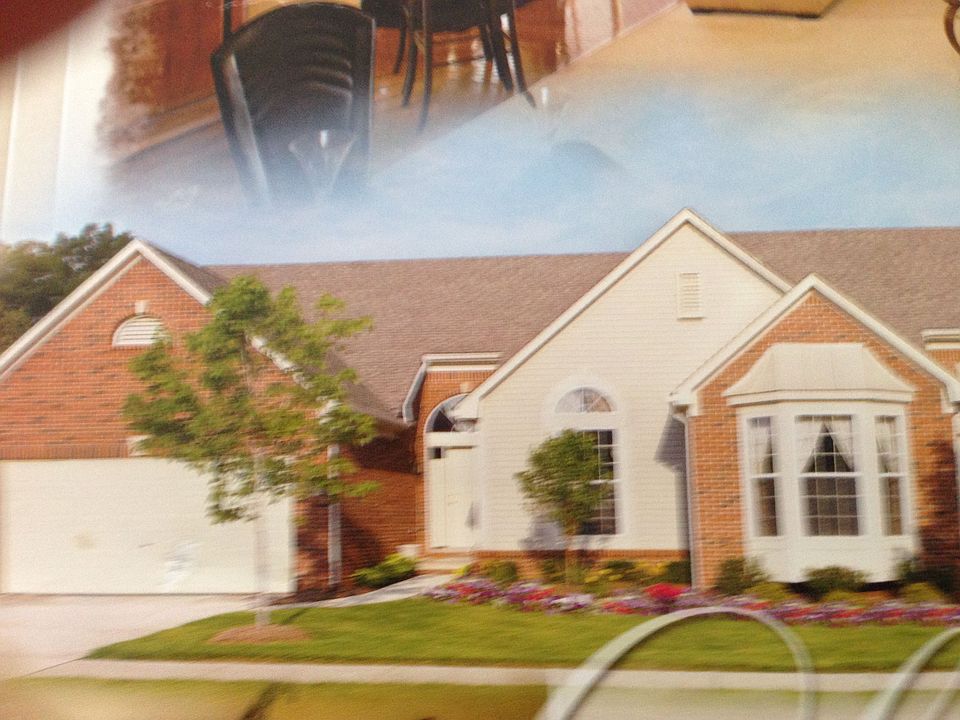 1st image of 40572 Lenox Park Dr