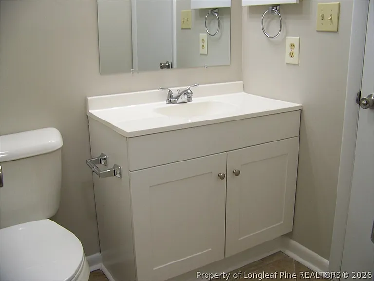 663 Bartons Landing Pl #2 — Photo 17